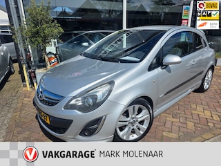 Opel Corsa 1.2-16V Opc line,hele leuke uitvoering