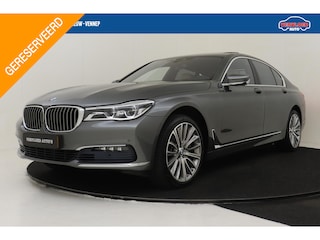 BMW 750i xDrive HIGH EXECUTIVE -PANO.DAK|HARMAN/KARDON|CARBON.CORE|ADAP.LED|SOFTCLOSE|ACHTERAS-BEST.|ADAP.DEMP|KEYLESS|ZONNESCHERM|NAPPALEDER|TREKHAAK|20"