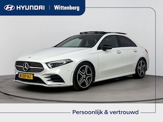 Mercedes-Benz A-klasse 180 BUSINESS SOLUTION AMG | ALL SEASONS | AMG STYLING | SCHUIFDAK | NAVI | CLIMA | CRUISE | CAMERA | PRIVACY GLASS | 18'' LM VELGEN |