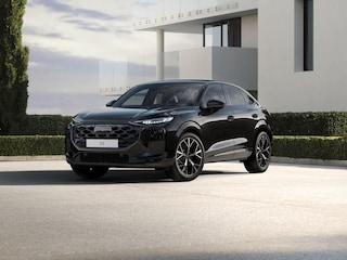 Audi Q3 1.5 200kW e-hybrid S edition | Wordt verwacht | Panoramadak | Trekhaak | Tech Plus | Keyless | Parkeerassistent Plus | Sfeerverlichting | Navigatie Plus |