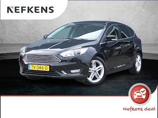 Ford Focus 1.0 Titanium Navigatie | Airco | Lage KM | Dealer onderhouden | Trekhaak | Apple Carplay & Android Auto | All-season