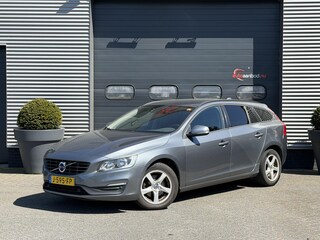 Volvo V60 2.0 D2 R-Design | Navigatie | Climate Control | Stoelverwarming | Trekhaak |