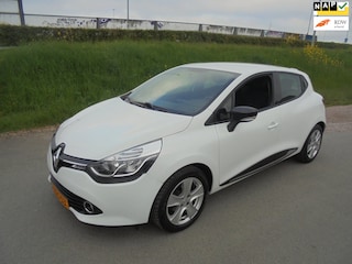 Renault Clio 1.2 Benzine Automaat airco lmv navigatie 81.000km