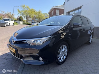 Toyota Auris Touring Sports 1.8 Hybrid Executive | Automaat | 2018 | Nette staat