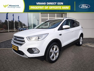 Ford Kuga 1.5 EcoBoost 120pk 2WD Titanium | Panoramadak | Trekhaak | Winter pack | Half leder