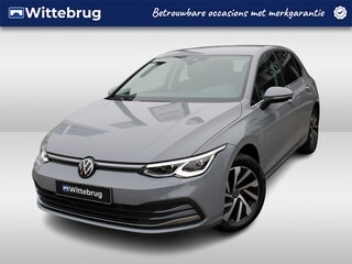 Volkswagen Golf 1.4 eHybrid 150kw / 204pk Style DSG Automaat Panoramadak / Memorystoel / IQ LED verlichting / Navigatie / App-connect / Camera