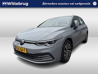 Volkswagen Golf 1.4 eHybrid 150kw / 204pk Style DSG Automaat Panoramadak / Memorystoel / IQ LED verlichting / Navigatie / App-connect / Camera