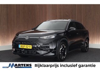 Volkswagen T-Roc 1.5 eTsi 150pk DSG R-Line First Edition Trekhaak Camera Keyless Stoelverwarming Virtual Cockpit Carplay