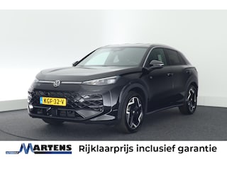 Volkswagen T-Roc 1.5 eTsi 150pk DSG R-Line First Edition Trekhaak Camera Keyless Stoelverwarming Virtual Cockpit Carplay