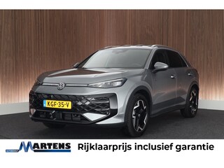 Volkswagen T-Roc 1.5 eTsi 150pk DSG R-Line First Edition Trekhaak Camera Keyless Stoelverwarming Virtual Cockpit Carplay
