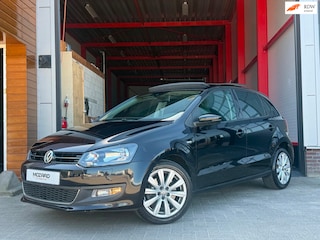 Volkswagen Polo 1.2 TSI DSG/PANO/CRUISE/ NAVI/STOEL VERWARMING /NWE KETTING
