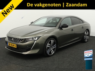 Peugeot 508 1.6 PureTech GT Line 1ste eigenaar, Apple Carplay/Android Auto, Cruise control, Voorstoelen verwarmd, Parkeersensor voor en achter, Volledig digitaal instrumentenpaneel Stijlvolle en sportieve Peugeot 508 1.6 PureTech GT Line uit 2019 met automaat en slechts 54.000 km. Deze luxe fastback combineert een krachtige 180 pk benzinemotor met soepel rijcomfort en e