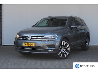 Volkswagen Tiguan 1.4 TSI Highline 7p. | Elektrisch uitklapbare trekhaak | 360 camera | Ledere bekleding | Schuif-kanteldak |