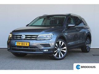 Volkswagen Tiguan 1.4 TSI Highline 7p. | Elektrisch uitklapbare trekhaak | 360 camera | Ledere bekleding | Schuif-kanteldak |