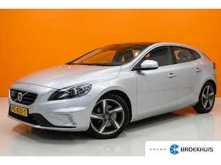 Volvo V40 2.0 T3 R-Design UNIEK! - Bomvolle auto!! - Standkachel - Adap. Cruise - Pano
