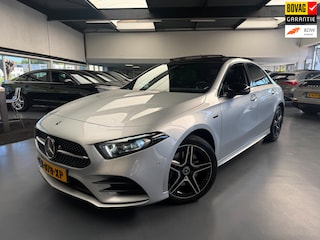Mercedes-Benz A-klasse 250 e Business Solution AMG Limited |Pano|Night|Sfeer|
