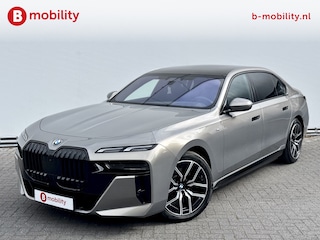 BMW i7 xDrive60 106 kWh M-Sport Pro SOH 98% Trekhaak Panoramadak | Bowers&Wilkins | Soft Close | Stoelventilatie/Massage/Verwarming