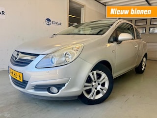 Opel Corsa 1.2-16V Enjoy AIRCO 1STE EIGENAAR LMV PDC RIJDT HEEL GOED NAP APK