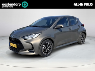 Toyota Yaris 1.5 Hybrid Dynamic | Carplay | Licht metalen velgen | Keyless entry | 1e eigenaar | Dealer onderhouden |
