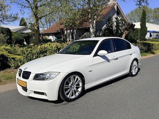 BMW 323iA 203PK M-Sport•Automaat•Leder