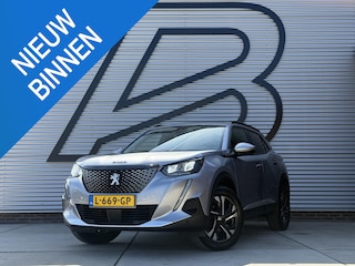 Peugeot 2008 1.2 PureTech Blue Lease Allure 2e Eigenaar|Navi|Camera|D-riem v.v. in 2026|Clima|Cruise|Carplay|APK tot 02-2028