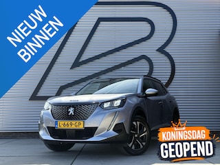 Peugeot 2008 1.2 PureTech Blue Lease Allure 2e Eigenaar|Navi|Camera|D-riem v.v. in 2026|Clima|Cruise|Carplay|APK tot 02-2028