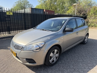 Kia Ceed cee'd 1.4 CVVT X-pect 5 Drs