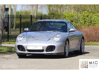 Porsche 911 3.6 Coupé Carrera 4S