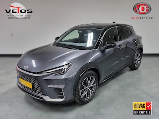 Lexus LBX 1.5 Emotion / Bi-Tone / TechPack / Leder / Elektr. A.klep