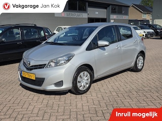 Toyota Yaris 1.0 VVT-i Aspiration, airco, aur camera.
