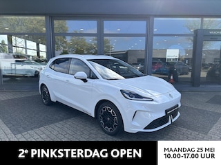 MG 4 EV Urban Premium 54 kWh | WLTP 405 KM | Nieuw Model | Stoel-/Stuur verwarming | 360 Camera | Carplay | Sfeerverlichting | DEMO-VOORDEEL |