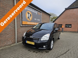Toyota Corolla Verso 1.8 VVT-i Luna