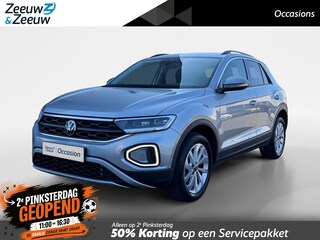 Volkswagen T-Roc 1.5 - 150PK TSI Oranje Edition Automaat | Navi | Camera | Apple CarPlay/Android Auto | Climate Control | Armsteun | Digital Cockpit | Adaptive Cruise Control | Licht Sensor | Lichtmetalen Velgen |