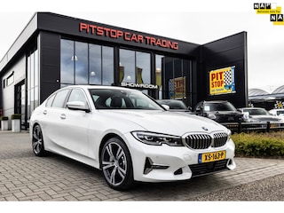BMW 330i High Executive, Schuifdak, H&K Audio, Volleder, NL Auto!