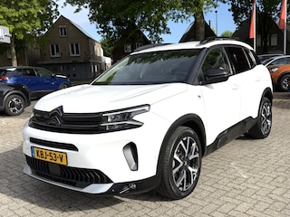Citroën C5 Aircross 1.6 Plug in Hybride 225 Luxe Shine * Automaat * * Navigatie * Dodehoek Detector * Achtertuitrij Camera * 1/2 Lederen Interieur * 3 Stoelen 2e Rij * Laadstekker * Adaptive Cruise Control * 19"L.M.Velgen * Vingerhoets; Vierde Generatie Eersteklas Service. Al meer dan 100 jaar een begrip in de Brabantse Kempen.
