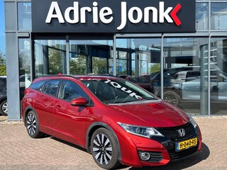 Honda Civic Tourer 1.8 Elegance | AUTOMAAT | TREKHAAK | ACHTERUITRIJCAMERA | PARKEERSENSOREN | NAVIGATIE | CROSS CLIMATE BANDEN | 17 INCH | CRUISE CONTROL |