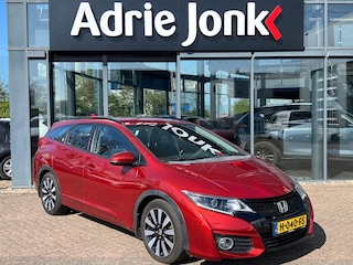 Honda Civic Tourer 1.8 Elegance | AUTOMAAT | TREKHAAK | ACHTERUITRIJCAMERA | PARKEERSENSOREN | NAVIGATIE | CROSS CLIMATE BANDEN | 17 INCH | CRUISE CONTROL |