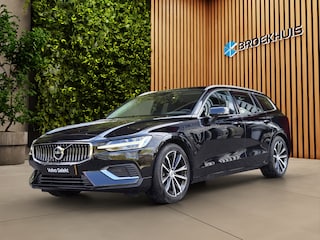 Volvo V60 2.0 T6 Plug-in hybrid AWD Essential Bright | Trekhaak | Camera | Stuur/stoelverwarming | Leder