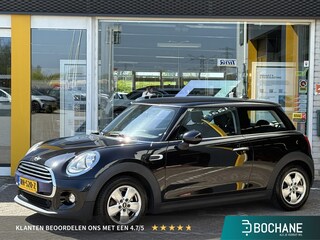 Mini Cooper 1.5 Business | NAP | Navigatie | Cruise Control | Airco | Parkeersensoren | Lichtmetaal |