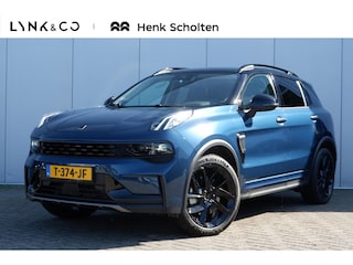 Lynk & Co 01 | Black Edition | Trekhaak | Panoramadak | Achteruitrijcamera | Elektrische bestuurdersstoel met geheugen | Stoelverwarming | Actieve bochtverlichting | Adaptieve Cruise Control | Stuurassistent | Lane Assist | Navigatie | Elektrische Achterklep | Keyless Entry | Dodehoekassistent