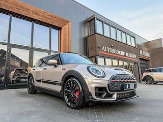 Mini Clubman 2.0 JCW ALL4 John Cooper Works F1 aut 306pk/Rooftopgrey/Chesterbrown leer/Pano/Btw