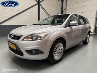 Ford Focus Wagon 1.6 Titanium Clima|Cruise|Navi|Trekh