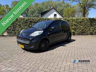 Peugeot 107 Automaat | CarPlay | Airco | 125.000km | netjes