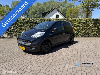 Peugeot 107 Automaat | CarPlay | Airco | 125.000km | netjes