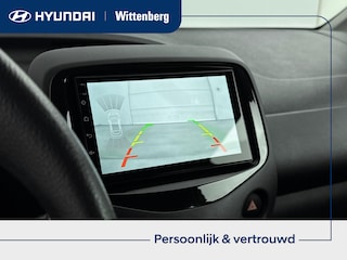 Toyota Aygo 1.0 VVT-i X-FUN | CAMERA | APPLE CAR PLAY & ANDROID AUTO | AIRCO | ELEKTRISCHE RAMEN | CENTRALE DEURVERGRENDELING OP AFSTANDBED. | BLUETOOTH |