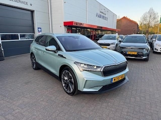 Skoda Enyaq Iv 80 First Edition 77kWh SOH 90%/Trekhaak/Acarplay/Navi/Full LED/Leer/Fabrieksgarantie
