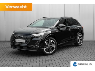 Audi Q4 S edition Competition | Achterklep, automatisch bedienbaar | Achteruitrijcamera | Adaptive cruise control