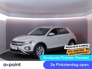 Volkswagen T-Roc 1.5 TSI Style 150 PK | Navigatie | Beats Audio | 18" Lm velgen | Keyless entry | stoelverwarming