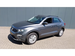 Volkswagen T-Roc 1.0 TSI Style Business