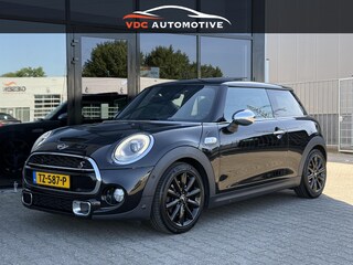 Mini Mini 2.0 Chili Pano | Stoelverwarming | Navi Professional | Leder | Dealer Onderhouden